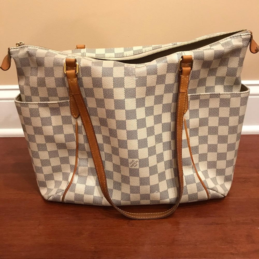 Used Louis Vuitton Damier azur totally MM